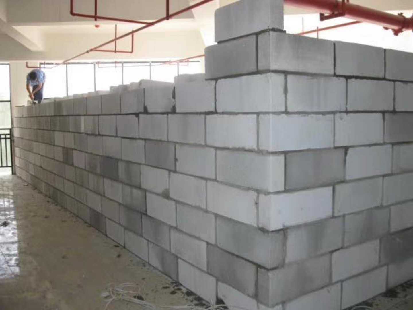 合阳蒸压加气混凝土砌块承重墙静力和抗震性能的研究